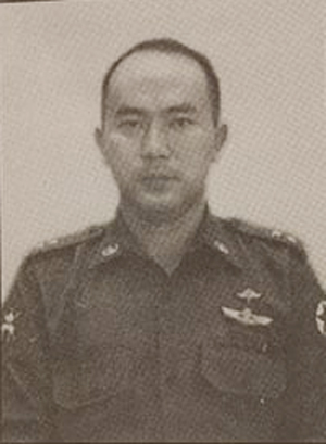 ဗိုလ်မှူး / ဗိုလ်ကြီး ရန်နိုင်ဝင်း